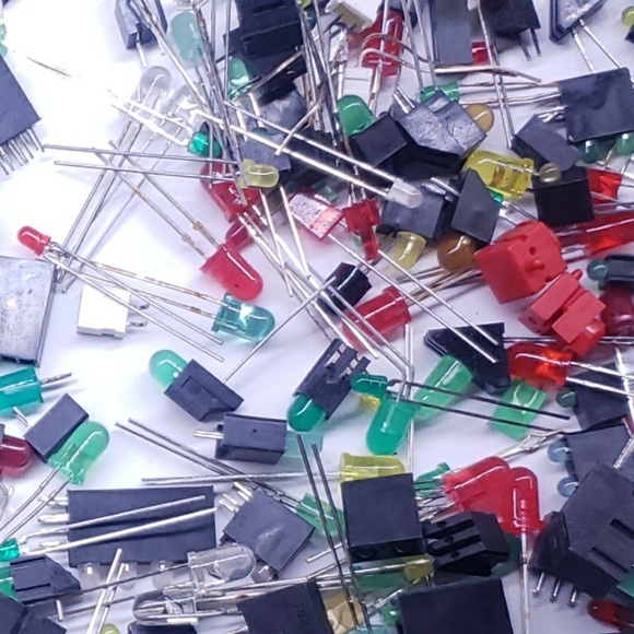 Assorted LED and Transistor Set - Picture 4 of 5